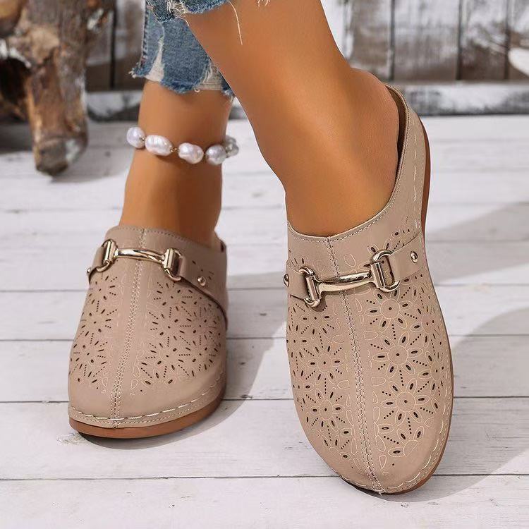 Summer New Closed Toe Metal Buckle Hollowed Women's Shoes