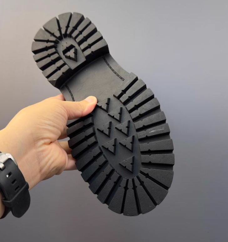 Autumn And Winter New Chelsea Boots Men's Business Shirt